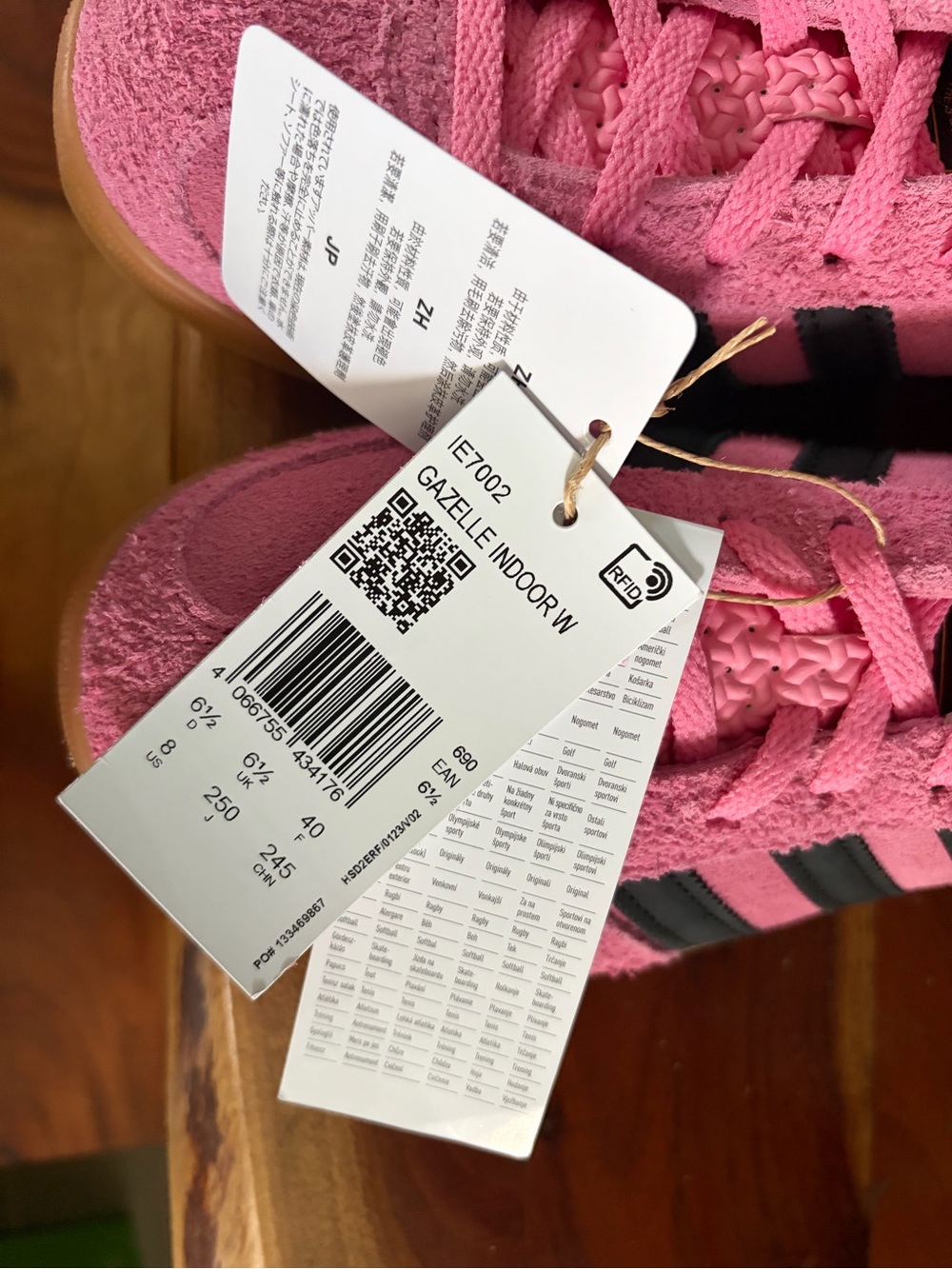 adidas Pink Suede Sneakers with black Stripes - Picture 11 of 13